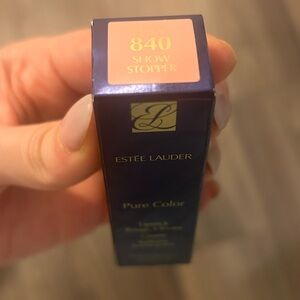 Estée Lauder lipstick